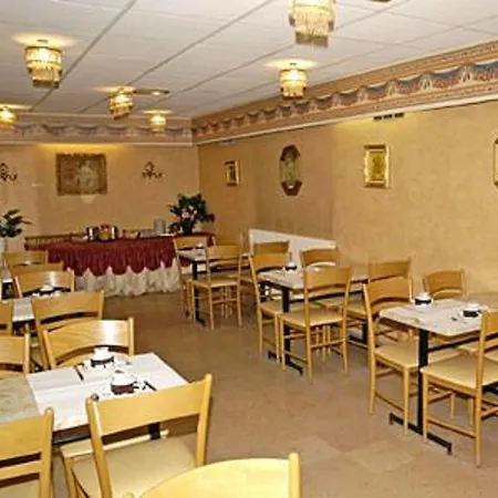 Hotell Vintimille 2*